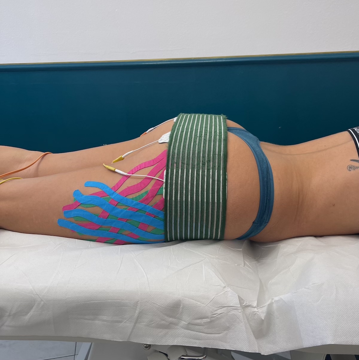 ems-tone-cellulite-taping-kinesiologico